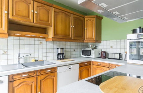 Saint-Sauveur-Lendelin Cottage | Charming Historic Farmhouse near Beaches, Private Garden, and Modern Amenities