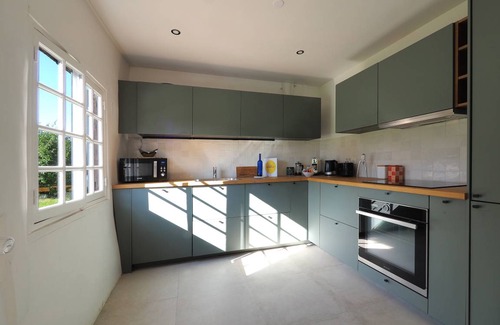Francheville House | 130 m² House ∙ 3 bedrooms ∙ 8 guests