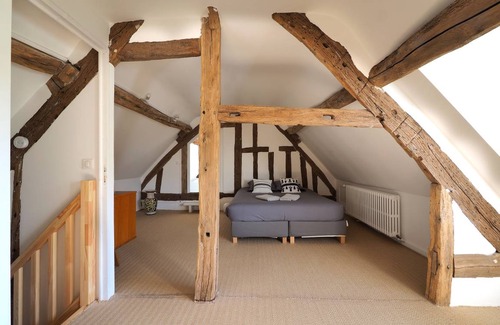 Francheville House | 130 m² House ∙ 3 bedrooms ∙ 8 guests