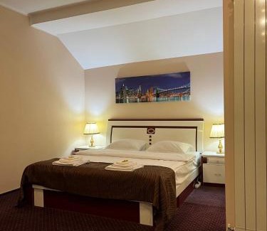 Sector 2 Apartment | Francesca Residence