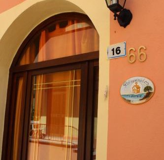 Schifoni Apartment | Francesco Apartment