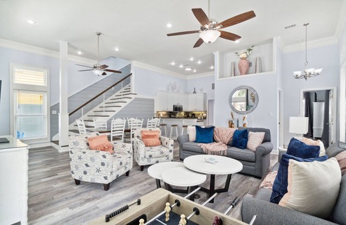 Frangista Beach House | Frangista Breeze with Pool, Beach Chair Setup, and Private Beach