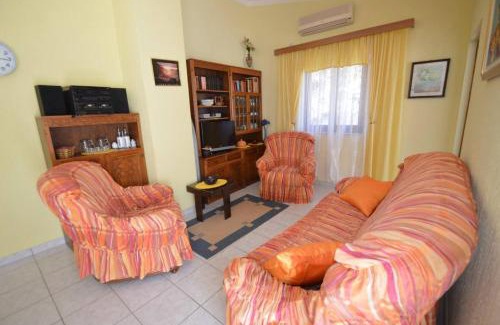 Artatore Apartment | Franka 1 Apartment with terrace near the Beach, Artatore Mali Lošinj