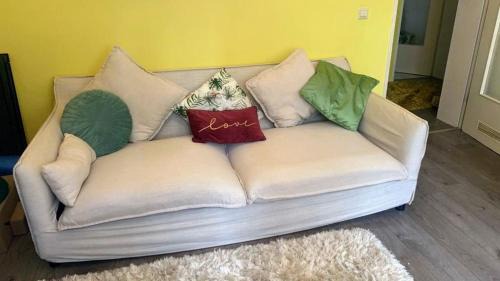 Nordend-Ost Apartment | Frankfurt am Main 15 Min from Messe, City and ECB