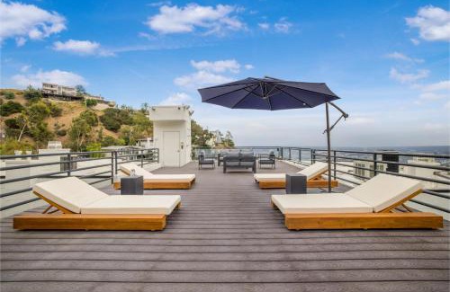 Hollywood Hills West Villa | Franklin Mediterranean Villa