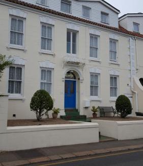St. Helier Bed & Breakfast | Franklyn Guesthouse
