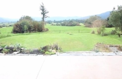 Franz Josef Glacier House | Franz Josef Villa, Stunning Mountain/Lake Views