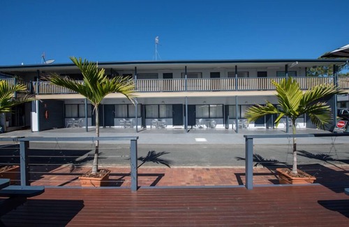 Scarness Cabin | Fraser Coast Top Tourist Park