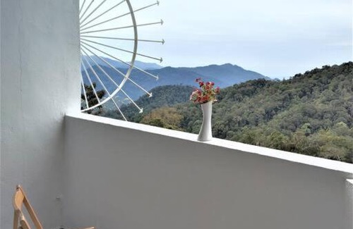 Bukit Fraser Apartment | Fraser Hill Silverpart Resort B2-6-1 Forest View High Floor No Lift