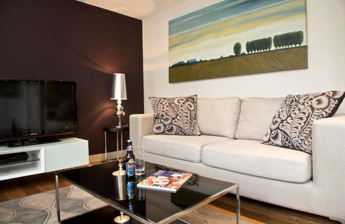 Bishopsgate Apartment | Fraser Residence Bishopsgate