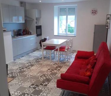 Frasne Apartment | Frasne logement entier. Gîte les Brimbelles