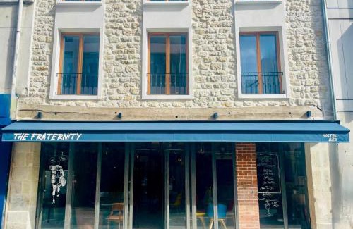 Quartier de la Folie-Mericourt Hostel | FRATERNiTY-HOTEL