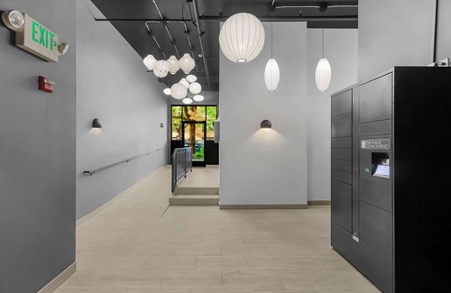Fremont Apartment | FRE02 -The Fremont Vault