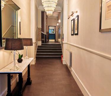 New Town Hotel | Frederick House Hotel