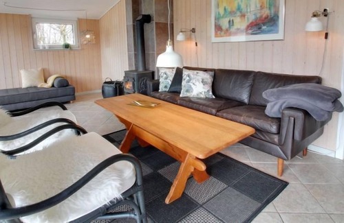Remmer Strand House | "Fredericke" - 200m to the inlet by Interhome