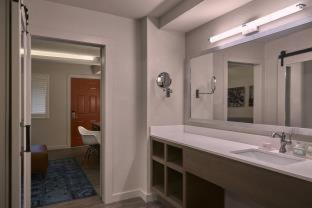 Fredericksburg Hotel | Fredericksburg Inn and Suites