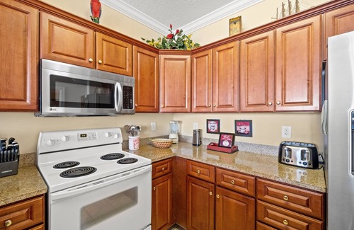Long Beach Condo | Free Activities + Summer Deals! Winter '26 $1800/mo! 18th Floor!