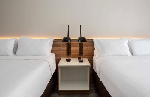 Dania Beach Hotel | Free Airport Shuttle w/2 Gorgeous Accommodations | Outdoor Pool + Free Parking