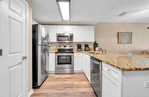 Miramar Beach Condo | Free Amenities, Gulf-view! Private Beach! Pool! Ciboney 1009!