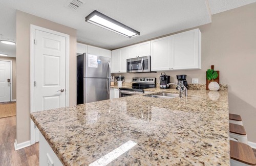 Miramar Beach Condo | Free Amenities, Gulf-view! Private Beach! Pool! Ciboney 1009!