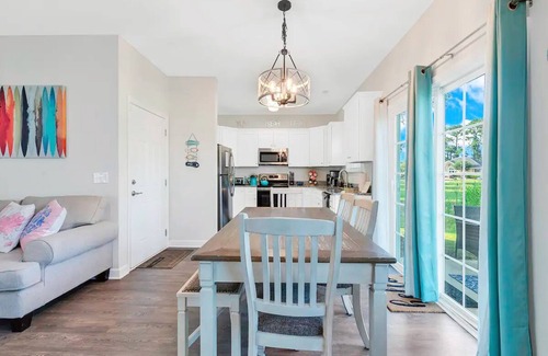 Myrtle Beach House | Free Arcade Games 3 bedrooms in Cozy retreat in the heart of MB
