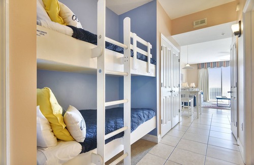 West Panama City Beach Condo | 🏖️FREE Beach Service Included!* Gulf front condo in PCB!🏖️