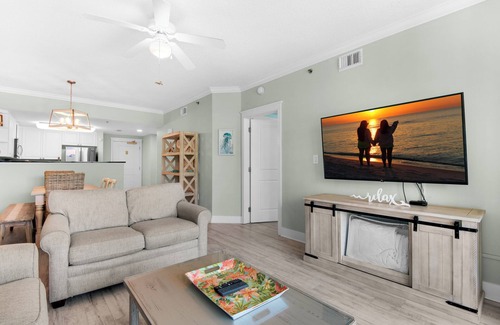 Fort Walton Beach Condo | 🌊Free Beach🌴 Service-Fab Pools-Walk to Boardwalk 🌊Waterscape 328A Fanta Sea