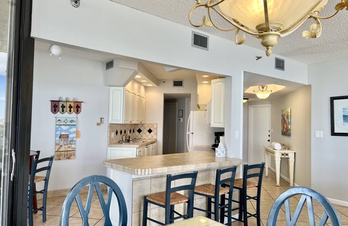 Miramar Beach Condo | Free Beach SRVC! Free Beach Bonfires! Direct Ocean Views! Pickle Ball Courts