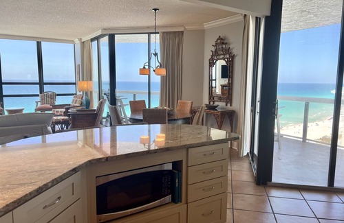 Miramar Beach Condo | Free Beach SRVC! Luxury & VIEWS for miles! Free Beach Bonfires M/F nights!