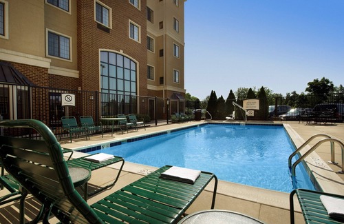 Linthicum Heights Apartment | Free Breakfast. Outdoor Pool. Studio Near the BWI Airport!