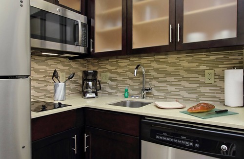 Odessa Apartment | Free Breakfast. Outdoor Pool. Gym. Near the University of Texas Permian Basin!