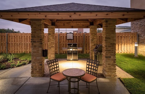 West Omaha Apartment | Free Breakfast. Pool. Great for Business Travelers!