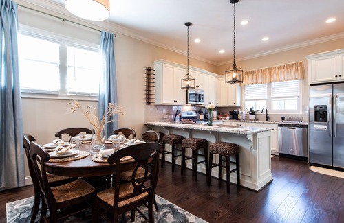 Prospect House | Free breakfast ❤️Stay at Peppermint Cottage - Norton Commons -Walk to shop & eat