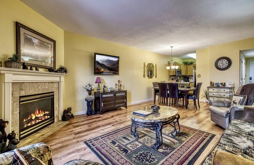Pigeon Forge Condo | FREE Dollywood Ticket City View Lazy River Whispering Pines 242