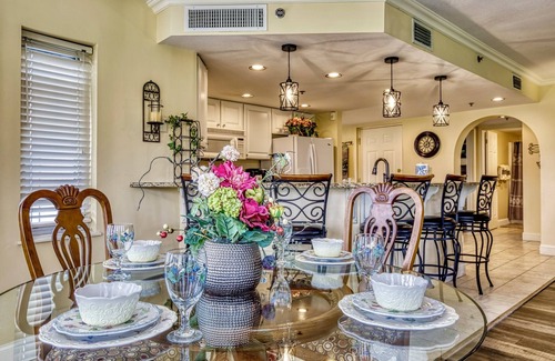 Pigeon Forge Condo | FREE Dollywood Ticket Golf Vista 141 Spacious Condo on Golf Course