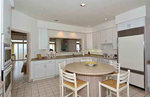 Bethany Beach House | Free Golf at Bear Trap Dunes and MORE! The ultimate beach vacation is here! This spectacular beach front home features 5 bedrooms with 6.5 bathrooms