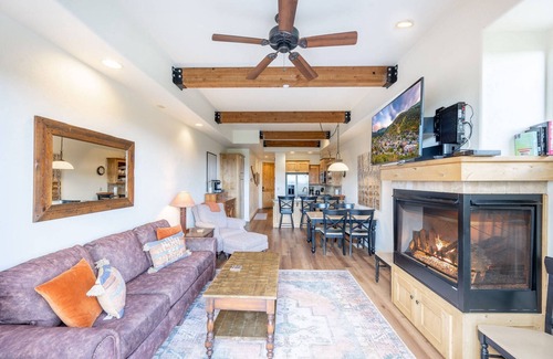 Kimball Junction House | *Free Golf* On Nature Preserve | Unobstructed Views | Private Hot Tub | Walk to Dining/Shopping