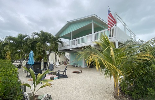 Marathon House | Free Kayaks, Bikes, & Boat Dockage! Waterfront Home