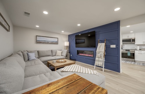 Sandpiper Pines House | Free Linens & Cleaning - Cleveland Cove