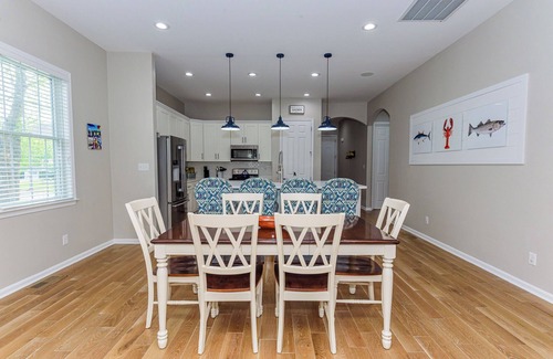 Sun Ridge House | Free Linens & Cleaning - Sunridge Grove