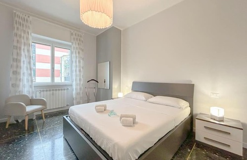 Savona Apartment | Free Parking - Elegante Casa con WiFi -SmartTv