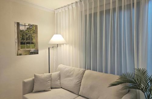 Gangseo Apartment | Free Parking, Gimpo Airport 7min, SubwayStation 5min, Lotte Mall, Department Store, Mart, Theater 15min