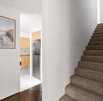Pyrmont Apartment | Free Parking on Cross, 5 mins to Star and Darling