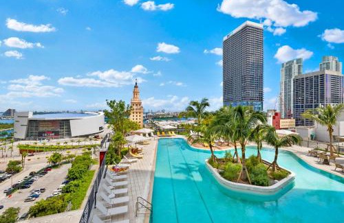 Downtown Miami Apartment | Free Parking! PH Luxury 3BR in Downtown Miami