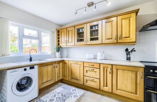 Weston on Trent House | free Parking| unli Wi-Fi | 3 BedRoom House