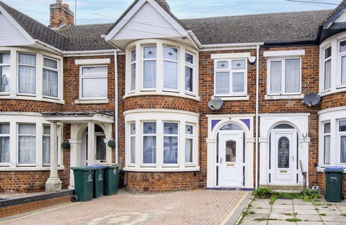 Weston on Trent House | free Parking| unli Wi-Fi | 3 BedRoom House