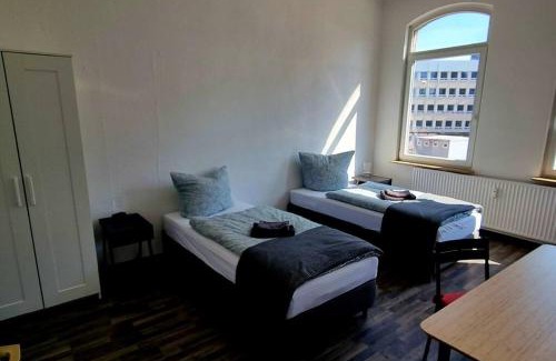 Calenberger Neustadt Apartment | FREE Parking WLAN Badewanne Hauptbahnhof Apartment ROTER FADEN