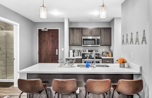 Gateway District Apartment | Free Pool & Sauna in Heart of Downtown Gym