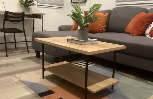 South Delridge House | Free Street Parking Modern & Bright Guest Unit