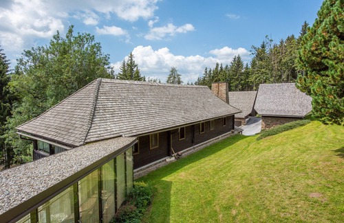 Anger House | Free WiFi beautiful nature hiking relaxation calm recharge your batteries Landhaus